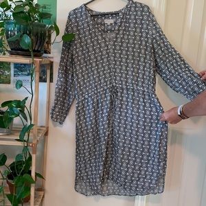 LOFT tie waist lightweight dress